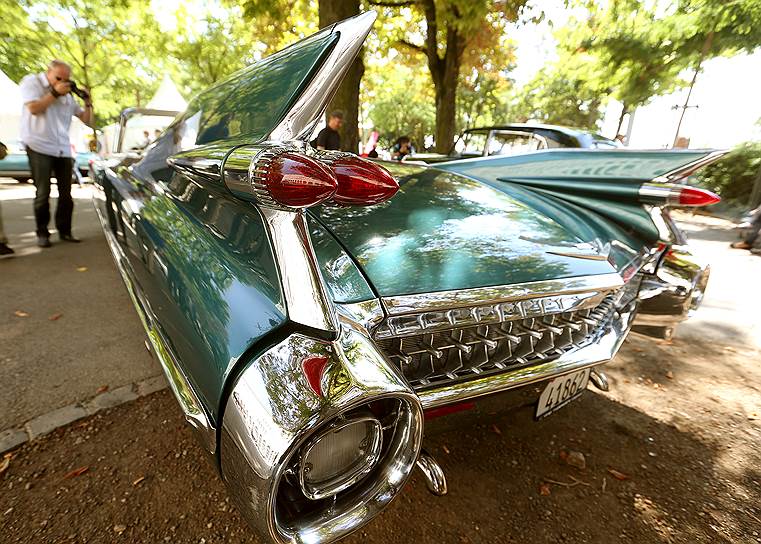 1902 год. В Детройте (США) выпущен первый автомобиль марки Cadillac 