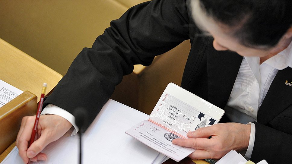 Как ФМС предложила прекратить выдачу внутренних паспортов к 2016 году