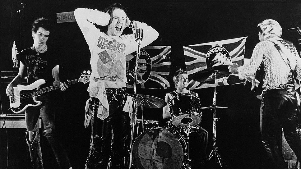 1975 год. Sex Pistols дали свой первый концерт в колледже Святого Мартина в Лондоне (Великобритания)