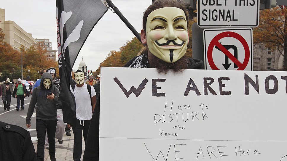 Надпись на плакате протестующего в США: «Мы здесь не для того, чтобы разрушить мир, а для того, чтобы его восстановить»