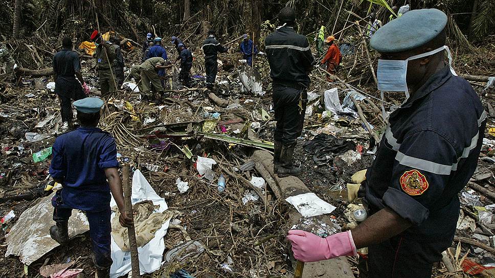 5 мая 2007 года в районе Лолодорфа (Камерун) разбился камерунский Boeing 737-800, на борту которого находились 105 пассажиров и 9 членов экипажа. Все погибли