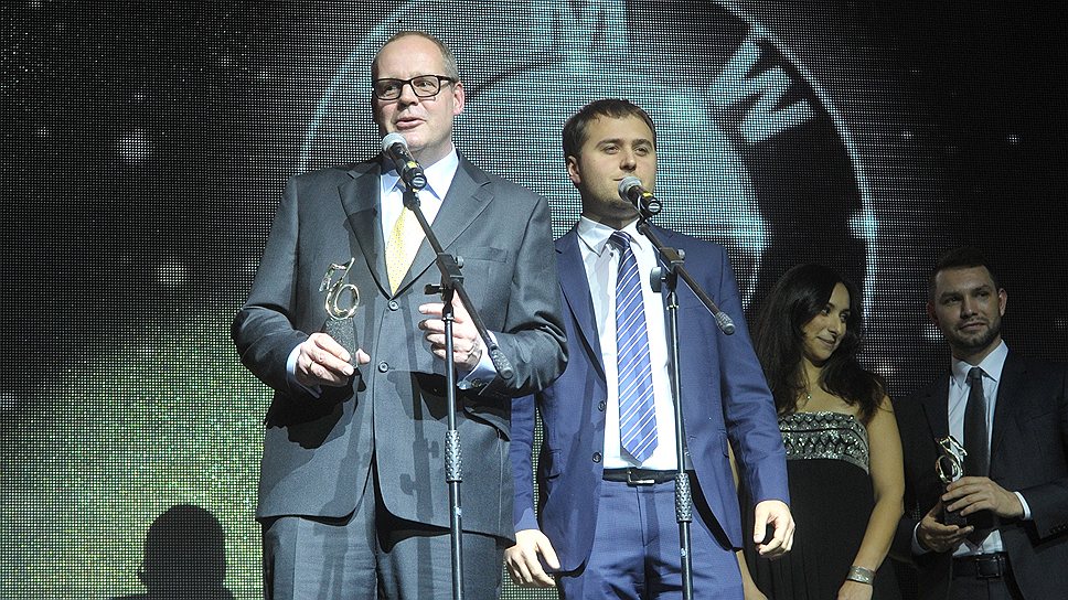 Вольфганг Шлимме (слева), генеральный директор BMW Group Russia и Василий Мельников, директор по коммуникациям BMW Group Russia