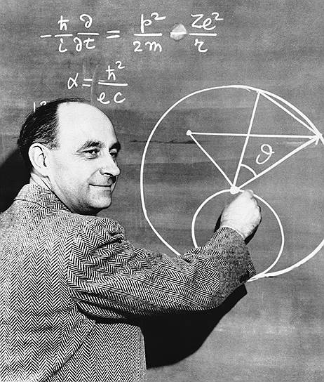 1942 год. Физик Энрико Ферми получил первую контролируемую цепную ядерную реакцию