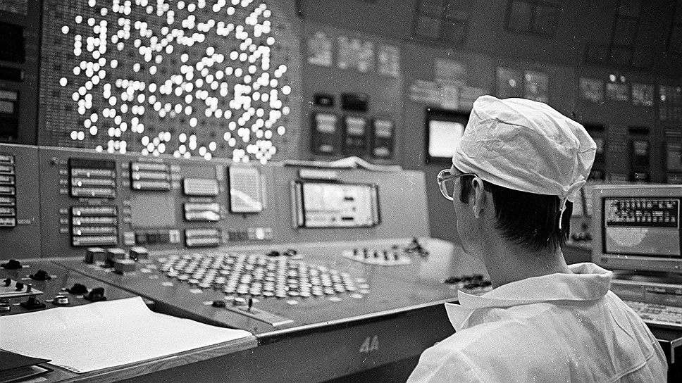 2000 год. Остановлен 3-й энергоблок ЧАЭС. Чернобыльская атомная электростанция полностью выведена из работы