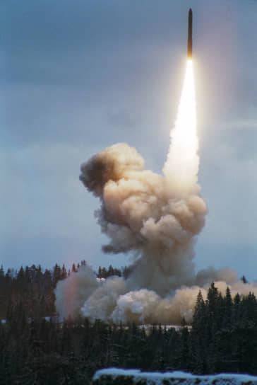 1994 год. На полигоне Плесецк произведен первый пуск российской межконтинентальной баллистической ракеты «Тополь-М»