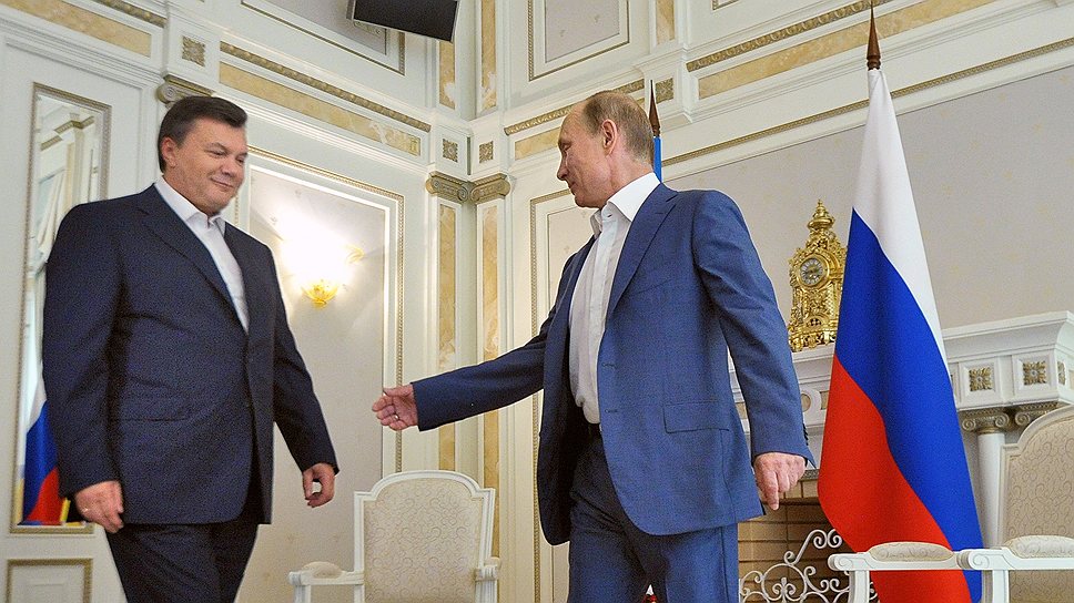Президент Украины Виктор Янукович (слева) и президент России Владимир Путин
