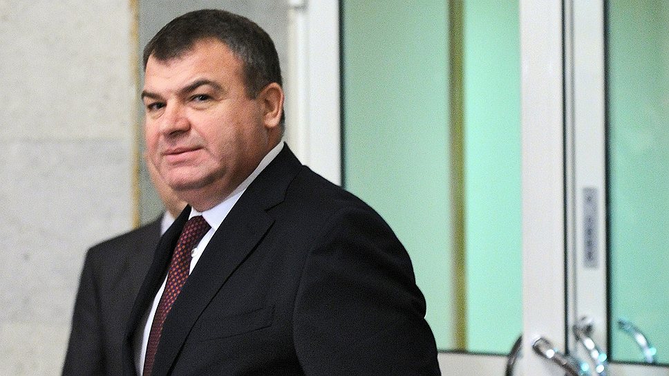 Как Анатолия Сердюкова еще могут обвинить в злоупотреблении полномочиями
