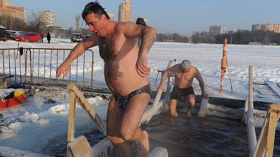 В торжественных богослужених приняли участие 125 тыс. человек