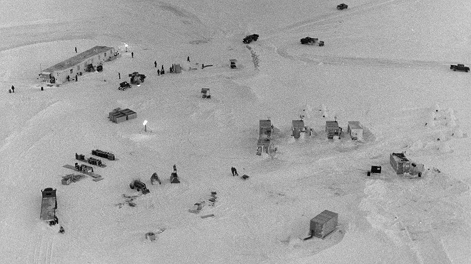 1968 год. Над Гренландией разбился американский стратегический бомбардировщик B-52 с четырьмя термоядерными бомбами на борту