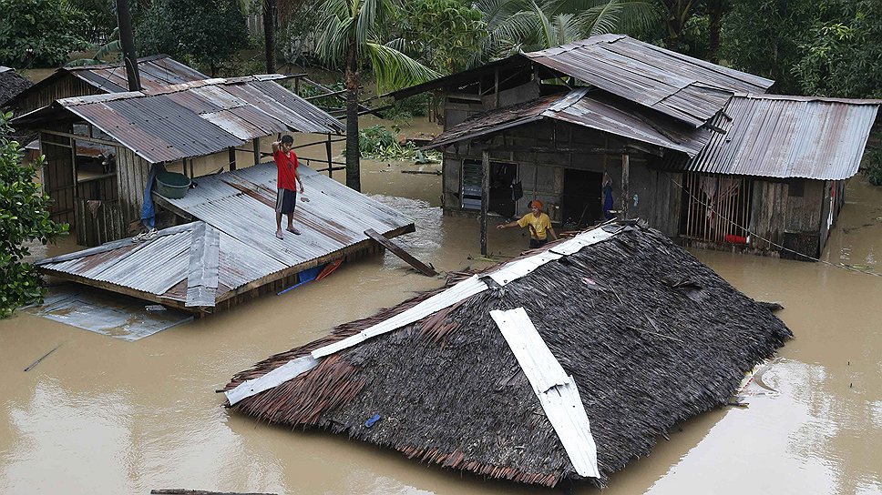 Наводнение на филиппинском острове Минданао, вызванное тропическим циклоном «Агатон»
