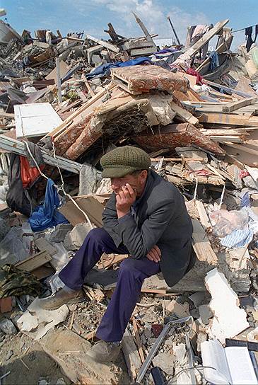 28 мая 1995 года, Нефтегорск, Сахалин. Землетрясение магнитудой около 7,6 разрушило поселок и унесло жизни большей части населения — погибли 2040 человек из 3197 