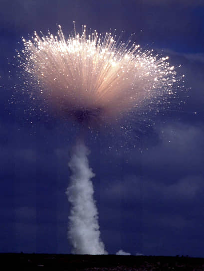 Ракета «Дельта II», несущая спутник глобального позиционирования, взорвалась 17 января 1991 года после взлета с мыса Канаверал. Обломки разлетелись на несколько миль вокруг. Причины взрыва американские военные не называли. Ущерб оценивался в $55 млн