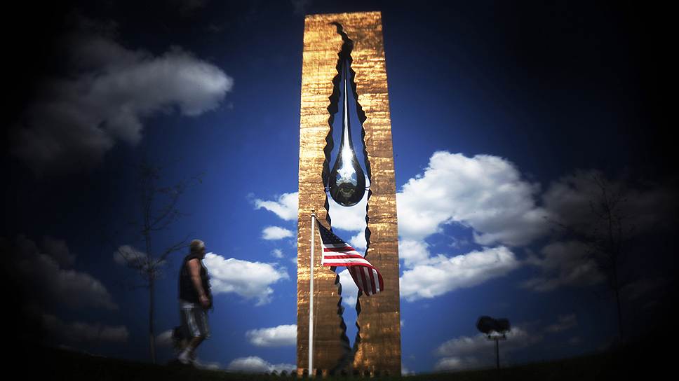 «Слеза скорби» работы Зураба Церетели. Скульптор подарил памятник США в память о жертвах трагедии 11 сентября

