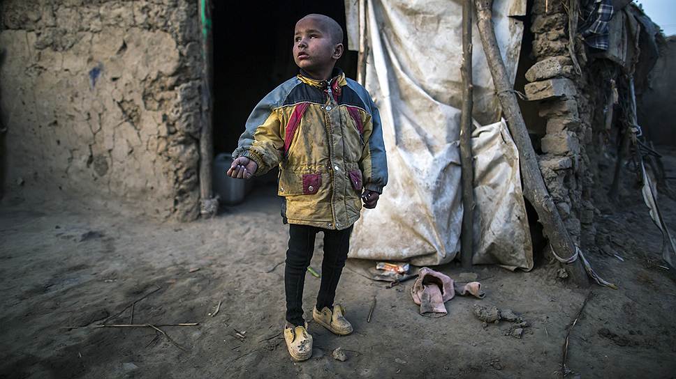 Женщина-фотограф, работающая в пакистанских трущобах: «Каждый раз, когда у меня появляется возможность поработать в трущобах, я благодарю Бога за эту возможность. И я очень надеюсь, что у всех, кто живет здесь, есть шанс на лучшую жизнь»