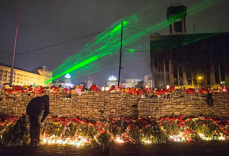 Акция памяти погибших участников столкновений в центре Киева