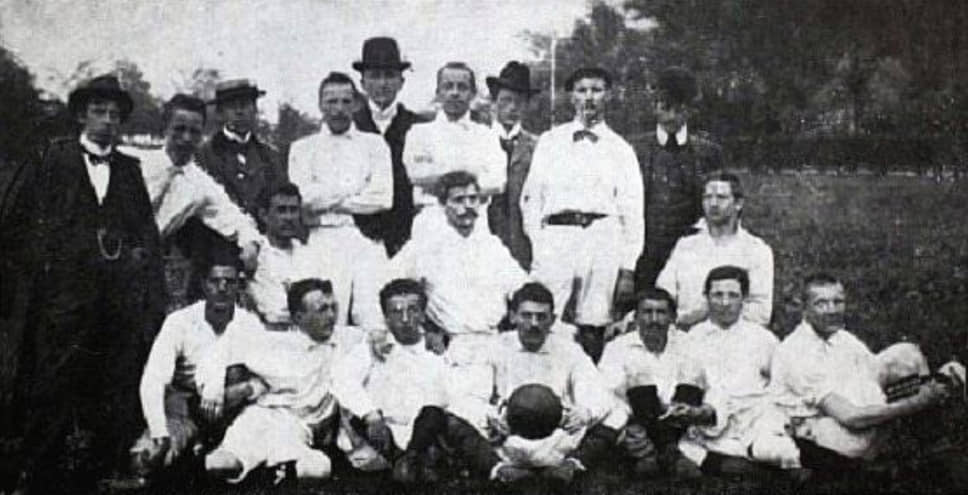 1900 год. В немецком Мюнхене основан футбольный клуб «Бавария» 