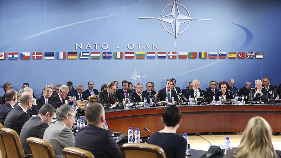 Как НАТО призвало Россию постоять в стороне