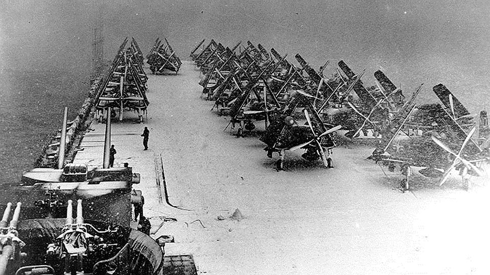 USS Philippine Sea (CV-47) — американский авианосец типа «Эссекс». Введен в строй в 1946 году. Принимал участие в корейской войне. В 1971 году был продан для разделки на металл