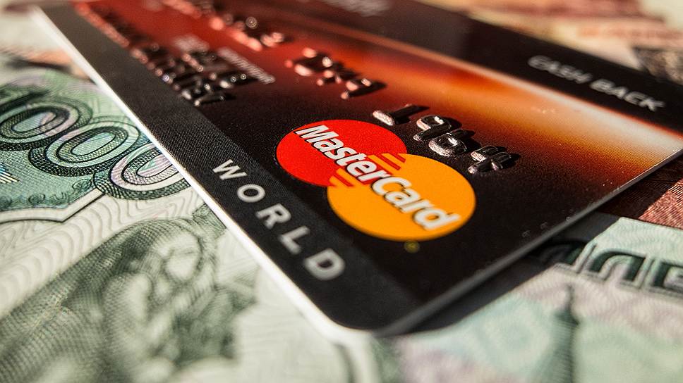 Как Visa и MasterCard перестали оказывать услуги банку «Россия»