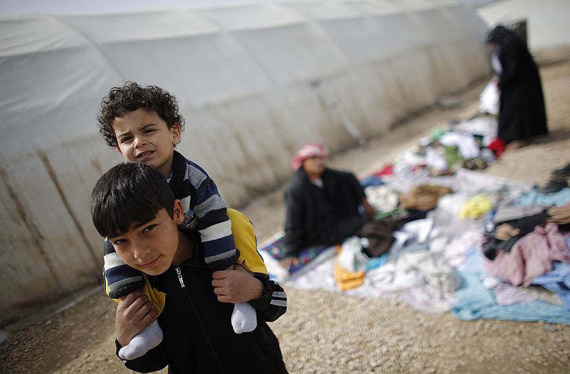 Турция начала строительство лагерей для беженцев в середине 2011 года, в самом начале сирийской войны 