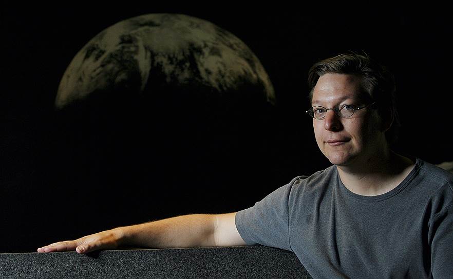 2005 год. Группой астрономов во главе с профессором Майклом Брауном была открыта карликовая планета Макемаке