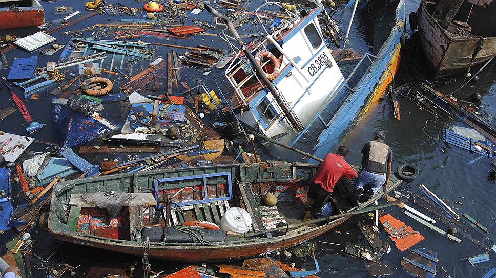 Последствия землетрясения и цунами в городе Икике, Чили