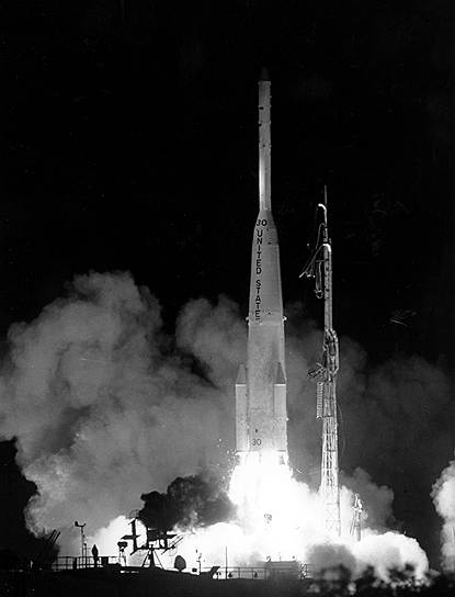1965 год. В США запущен первый коммерческий спутник связи «Ранняя Пташка»