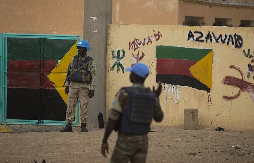 2012 год. Азавад (область на северо-востоке Мали) провозгласил независимость от Мали
