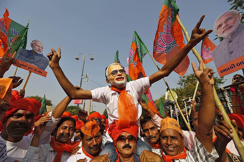 Согласно опросам, пятинедельный выборный марафон сулит победу оппозиционной «Бхаратия джаната парти» во главе с Нарендрой Моди, которому прочат кресло премьера