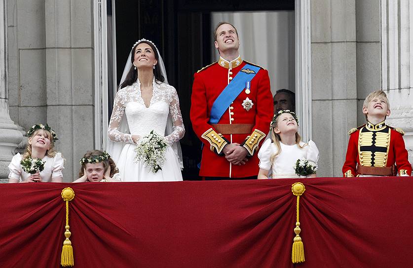 2011 год. Свадьба герцогини Кэтрин Элизабет Миддлтон (после замужества получила титул герцогини Кембриджской) и герцога Кембриджского принца Уильяма