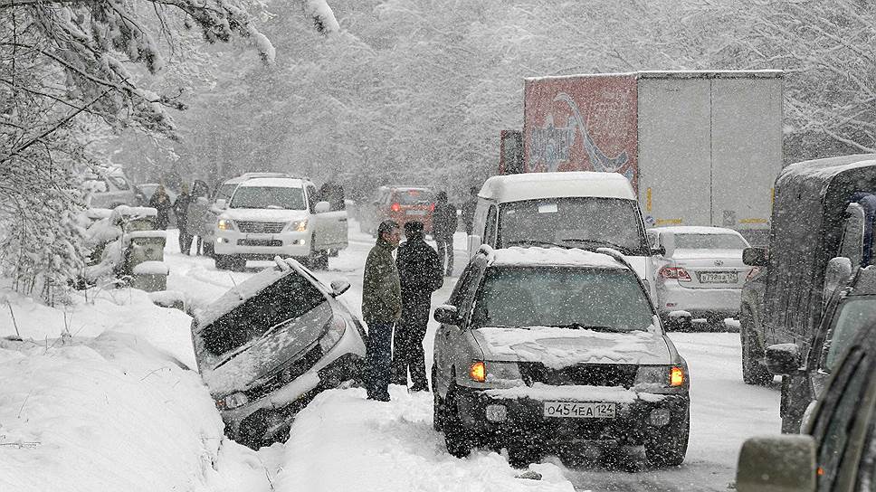 Пробка на федеральной трассе М54 у Красноярска