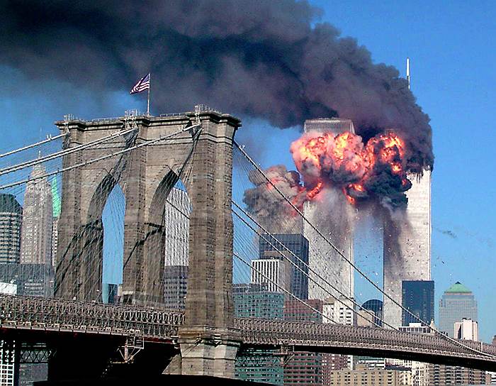 На весь мир имя Осамы бен Ладена прогремело в 2001 году, когда после терактов 11 сентября власти США назвали его организатором атак. Сам он признал свою причастность к ним лишь в 2004 году