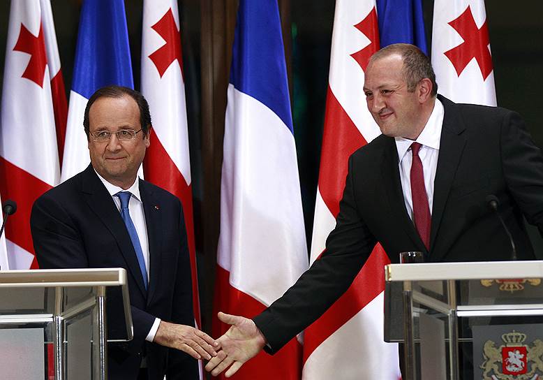 Президент Франции Франсуа Олланд (слева) и президент Грузии Георгий Маргвелашвили