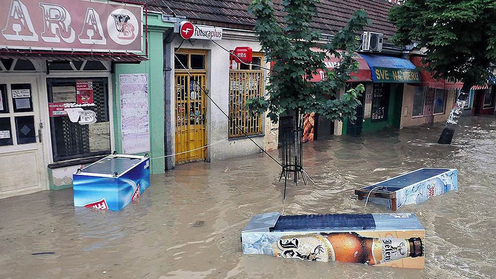 Последствия наводнения в сербском Обреноваце