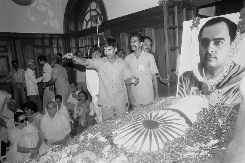 1991 год. Около города Шриперумпудур в Индии был убит бывший премьер-министр страны Раджив Ганди