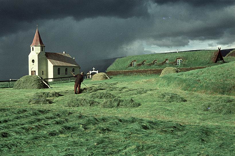 1944 год. В результате референдума расторгнута датско-исландская уния, Исландия провозглашена республикой