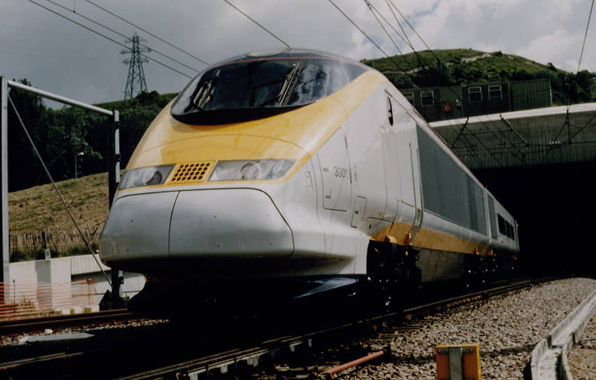1993 год. Состоялся первый пробный железнодорожный рейс по тоннелю под Ла-Маншем