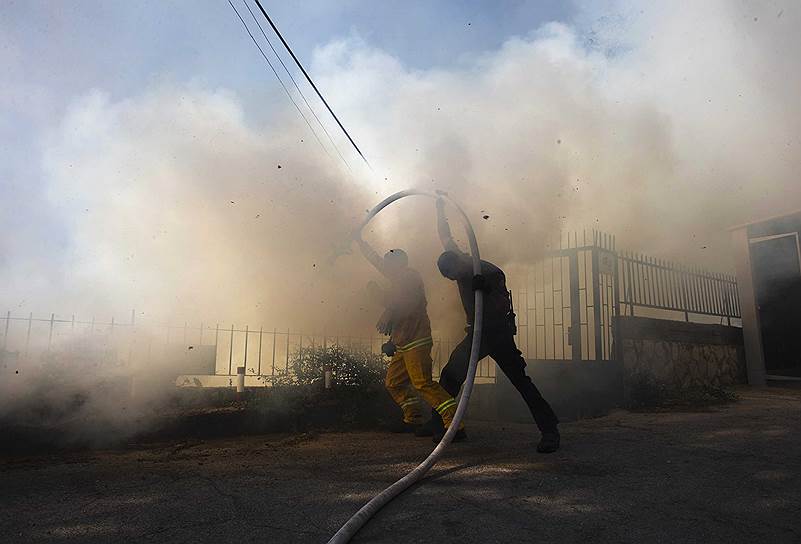 Тушение лесного пожара в Иерусалиме