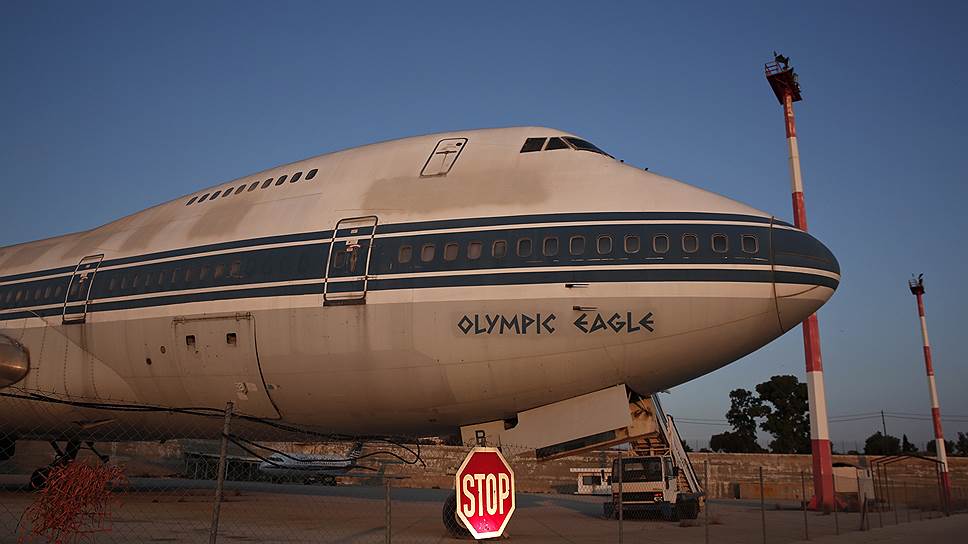  Все заброшенные самолеты принадлежат обанкротившейся авиакомпании Olympic Airways 


