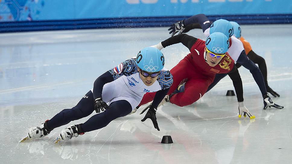 Виктор Ан (Россия) завоевал золотую медаль, победив в финальном забеге на 500 м (шорт-трек)&lt;br>Дворец зимнего спорта «Айсберг», 21 февраля 2014 года