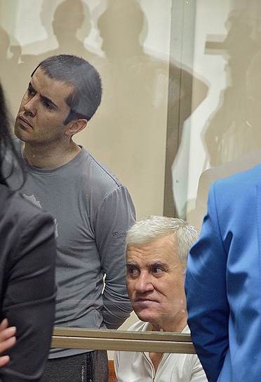 9 июля. Бывшего мэра Махачкалы Саида Амирова приговорили к 10 годам лишения свободы