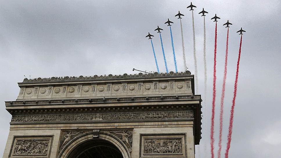 Начиная с 1880 года, годовщина взятия Бастилии празднуется французами как национальный праздник 