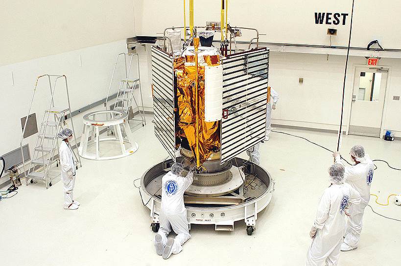 2004 год. Со станции ВВС США «Мыс Канаверал» была запущена межпланетная станция «Мессенджер» для исследования планеты Меркурий