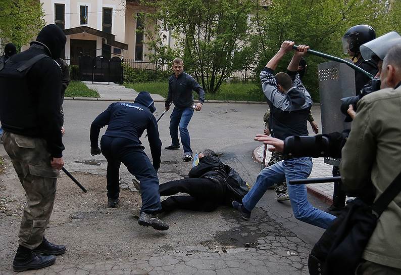 28 апреля 2014 года. Начались беспорядки на улицах Донецка