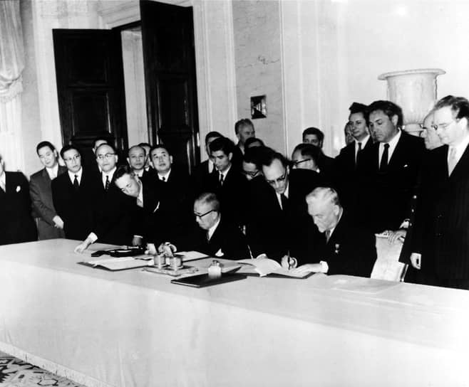 1956 год. В Москве подписана совместная декларация СССР и Японии, прекратившая состояние войны между странами