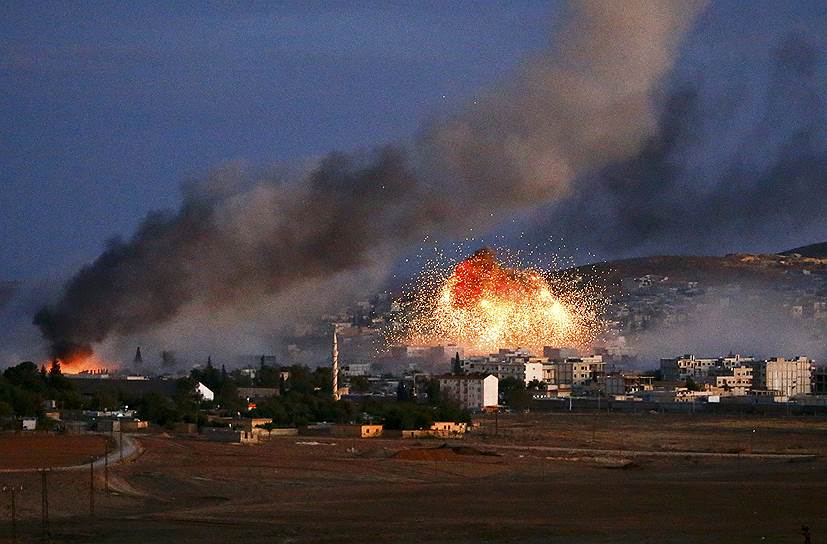 Авиаудары по позициям боевиков «Исламского государства» в сирийском городе Кобани