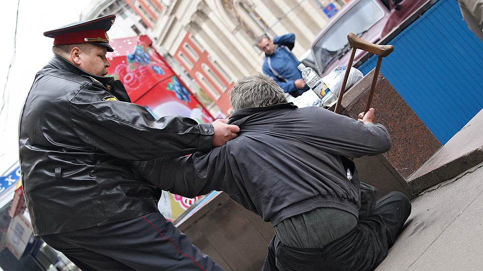За что предлагали штрафовать нищих в Москве