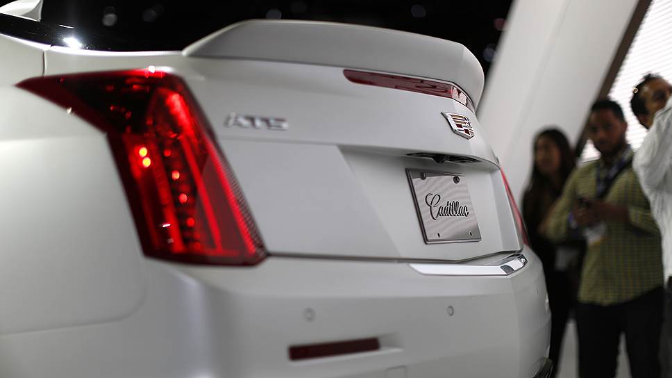 Cadillac ATS разгоняется до 100 км/ч за 3,9 сек, максимальная скорость составляет около 300 км/ч. В США новую модель начнут продавать весной 2015 года
