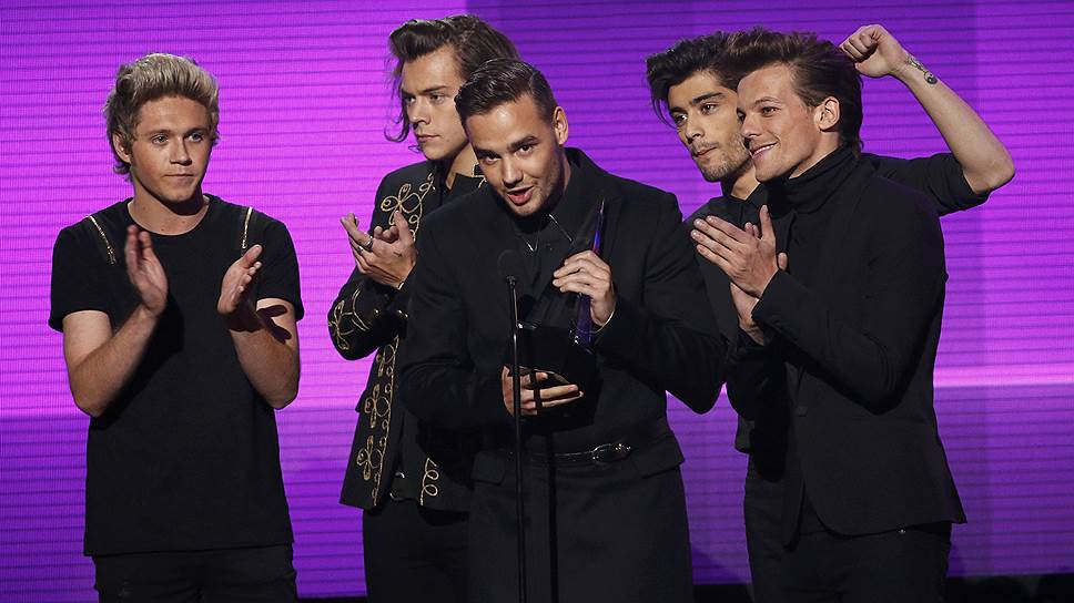 Артистами года назвали британский бойз-бэнд One Direction (на фото). Они также признаны лучшей поп/рок группой, а их альбом «Midnight Memories» — лучшим в категории «поп/рок»