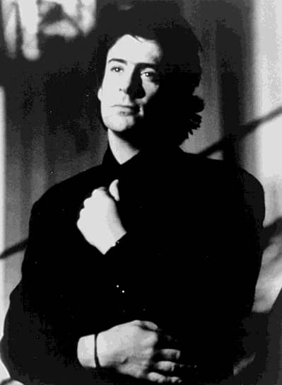 5 марта 1993 года от СПИДа скончался французский актер, писатель, режиссер и музыкант Сирил Коллар. Ему было 35 лет. Через три дня фильм «Дикие ночи» по роману самого Коллара, в котором он сыграл главную роль, получил сразу несколько премий «Сезар»  